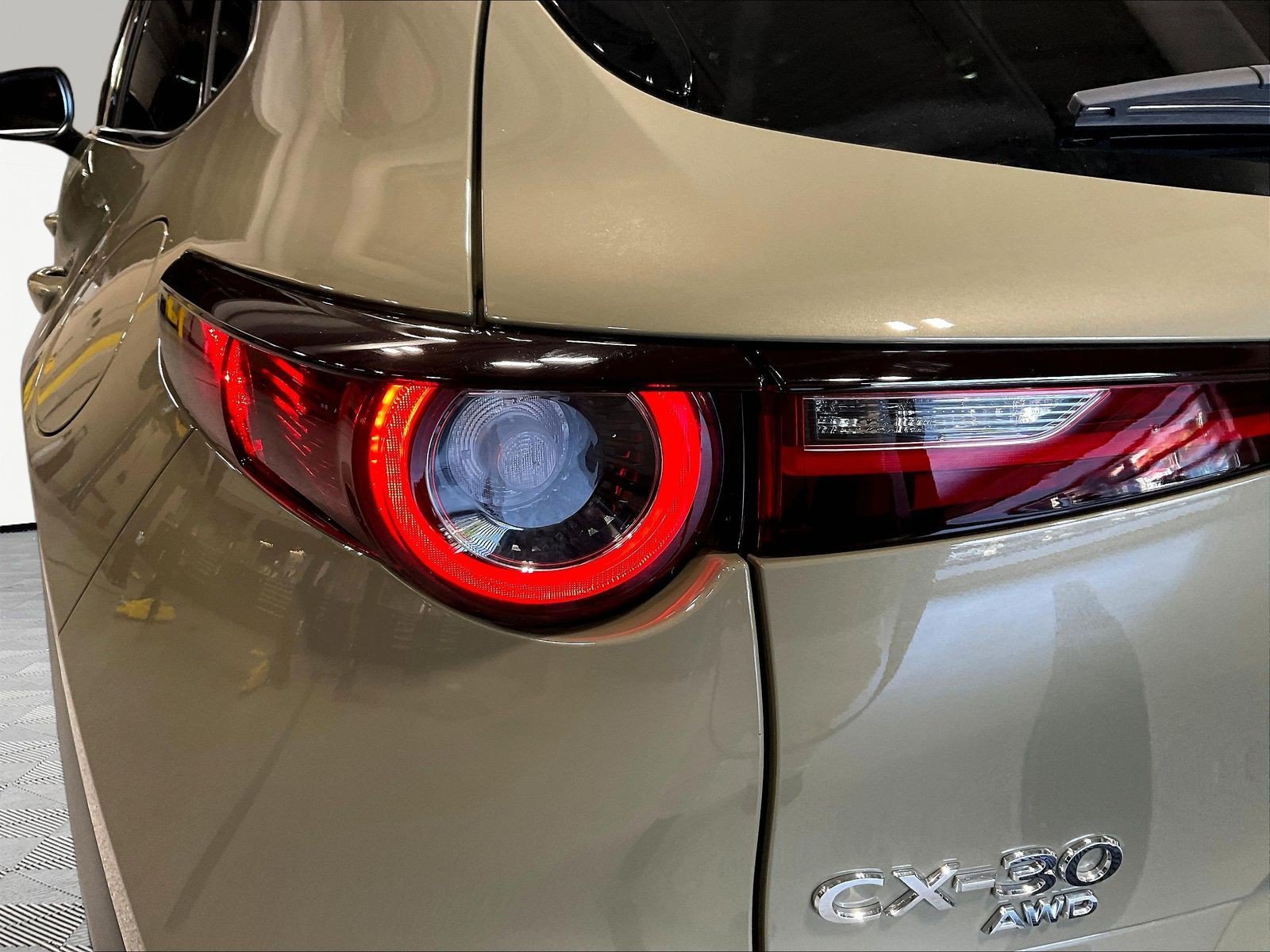 Used 2025 MAZDA CX-30 Carbon AWD/4WD image 23