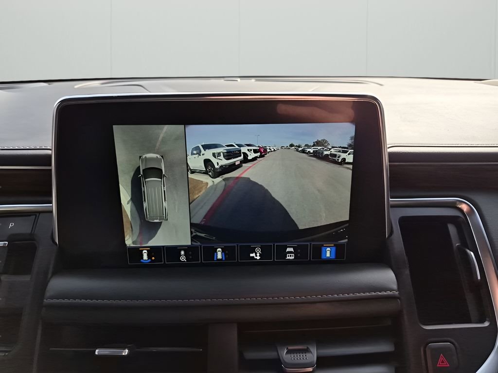 Used 2022 Chevrolet Tahoe Z71 w/ Off-Road Capability Package image 44