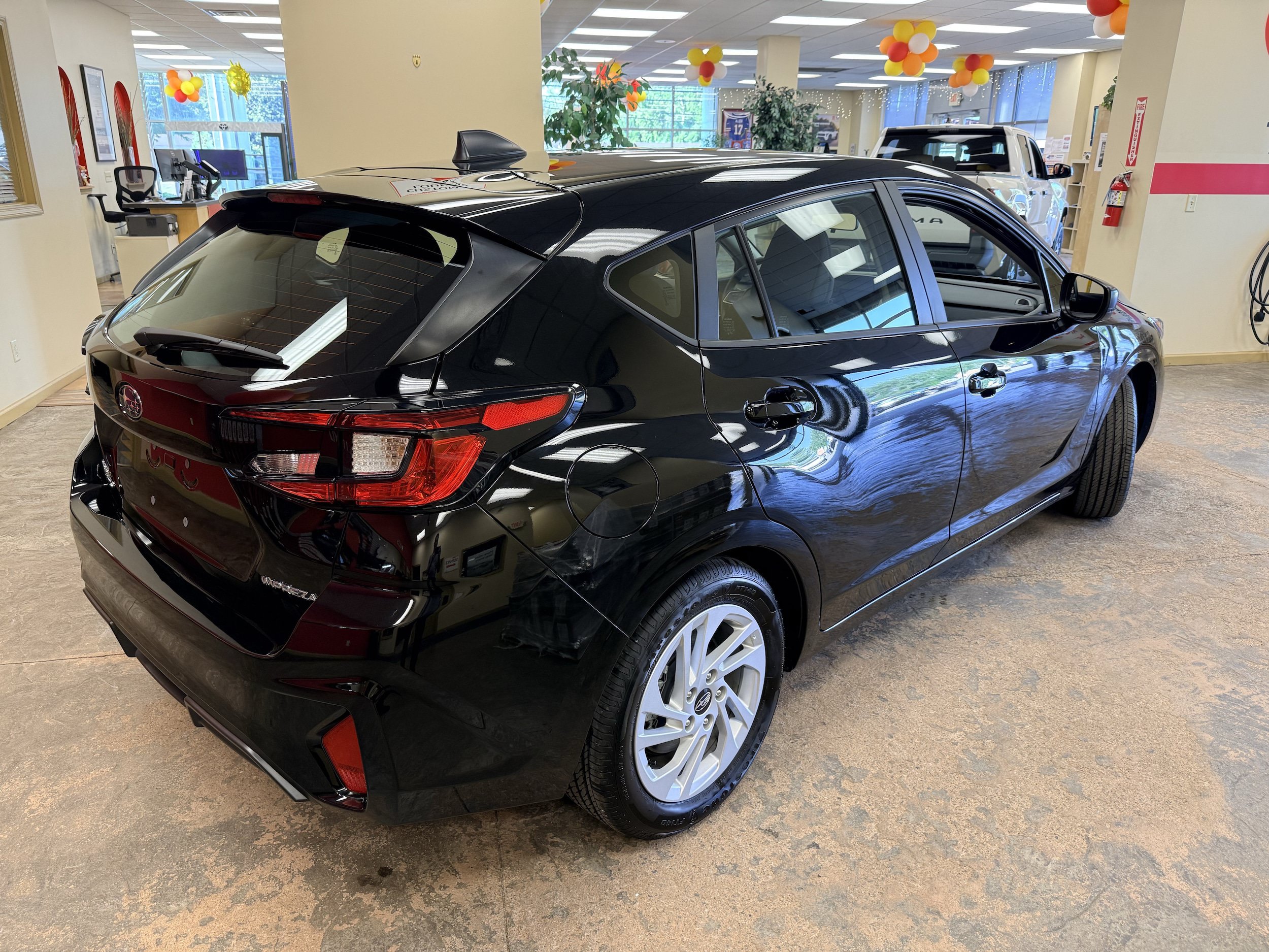 Used 2025 Subaru Impreza 2.0i AWD/4WD image 17