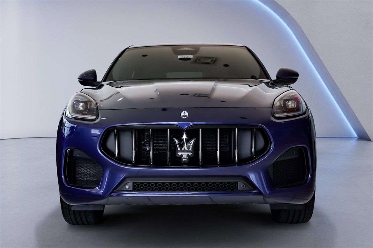 New 2025 Maserati Grecale GT image 4