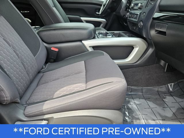 Used 2024 Nissan Titan SV w/ SV Convenience Package RWD image 13