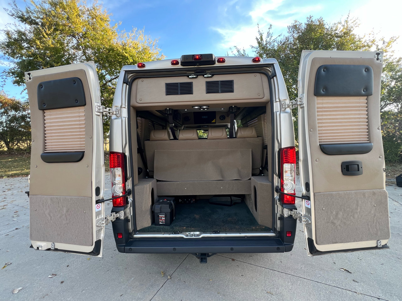 Used 2017 RAM ProMaster 2500 w/ Premium Appearance Group image 53