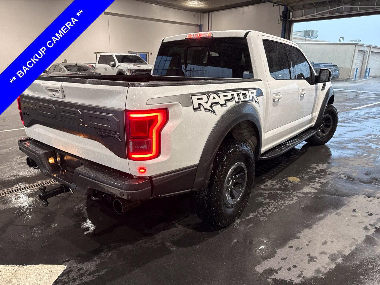 Used 2017 Ford F150 Raptor w/ Equipment Group 802A Luxury AWD/4WD image 10