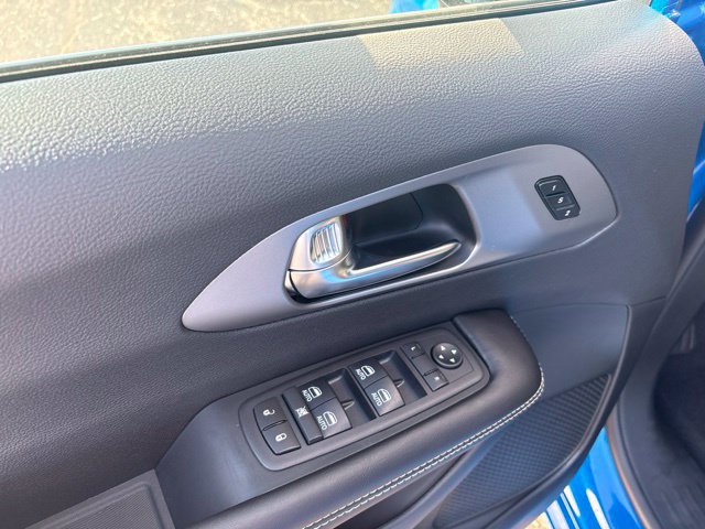 New 2027 Chrysler Pacifica Select FWD image 24