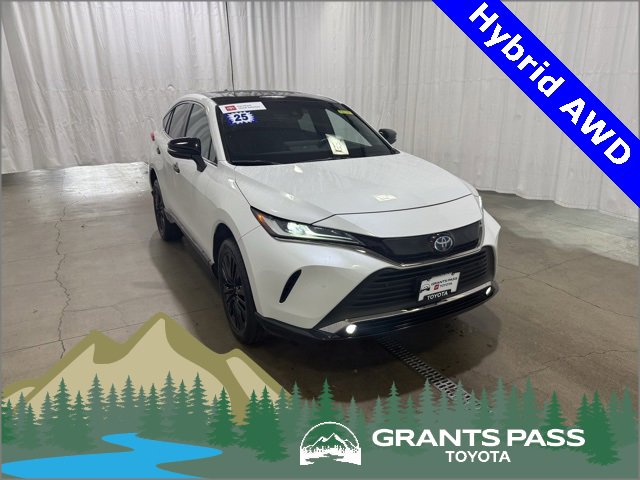 Certified 2024 Toyota Venza Nightshade image 1