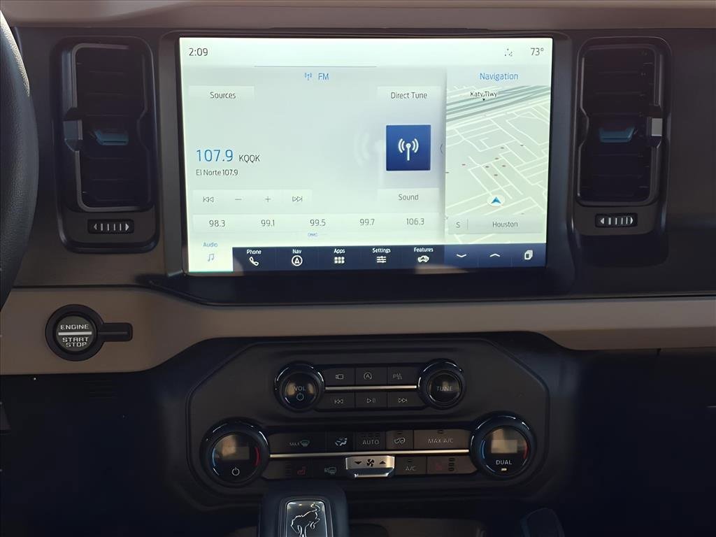 Used 2023 Ford Bronco Wildtrak image 16