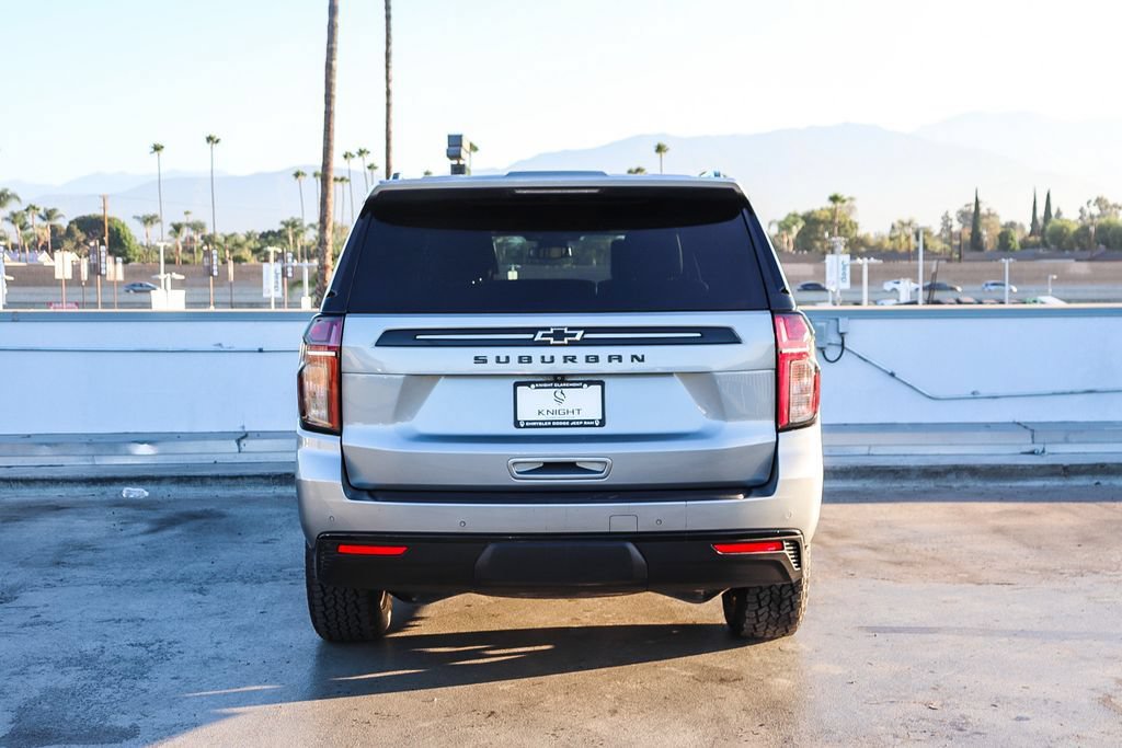 Used 2023 Chevrolet Suburban Z71 AWD/4WD image 8