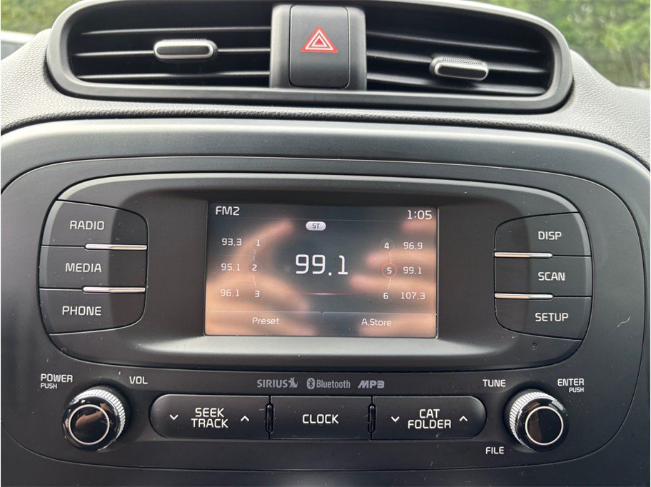 Used 2016 Kia Soul + w/ Designer's Package FWD image 19