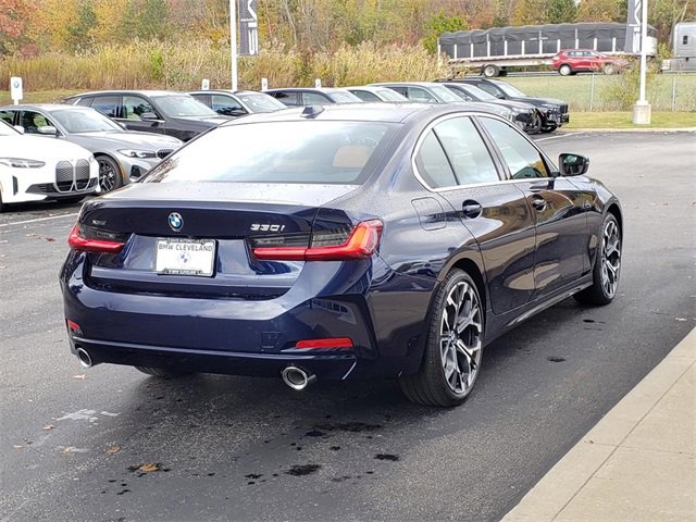 New 2026 BMW 330i xDrive Sedan w/ Premium Package image 5