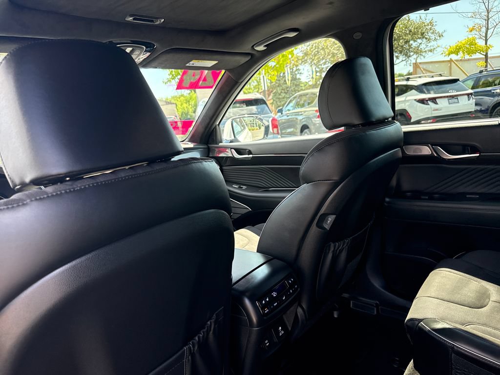 Certified 2024 Hyundai Palisade Calligraphy AWD/4WD image 22