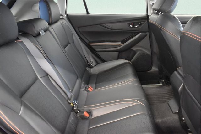 Used 2020 Subaru Crosstrek 2.0i Limited w/ Moonroof Package w/Navigation AWD/4WD image 17
