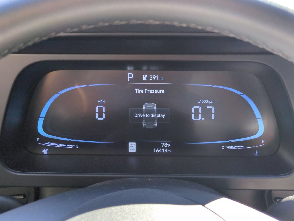 Used 2026 Hyundai Elantra Sport FWD image 16