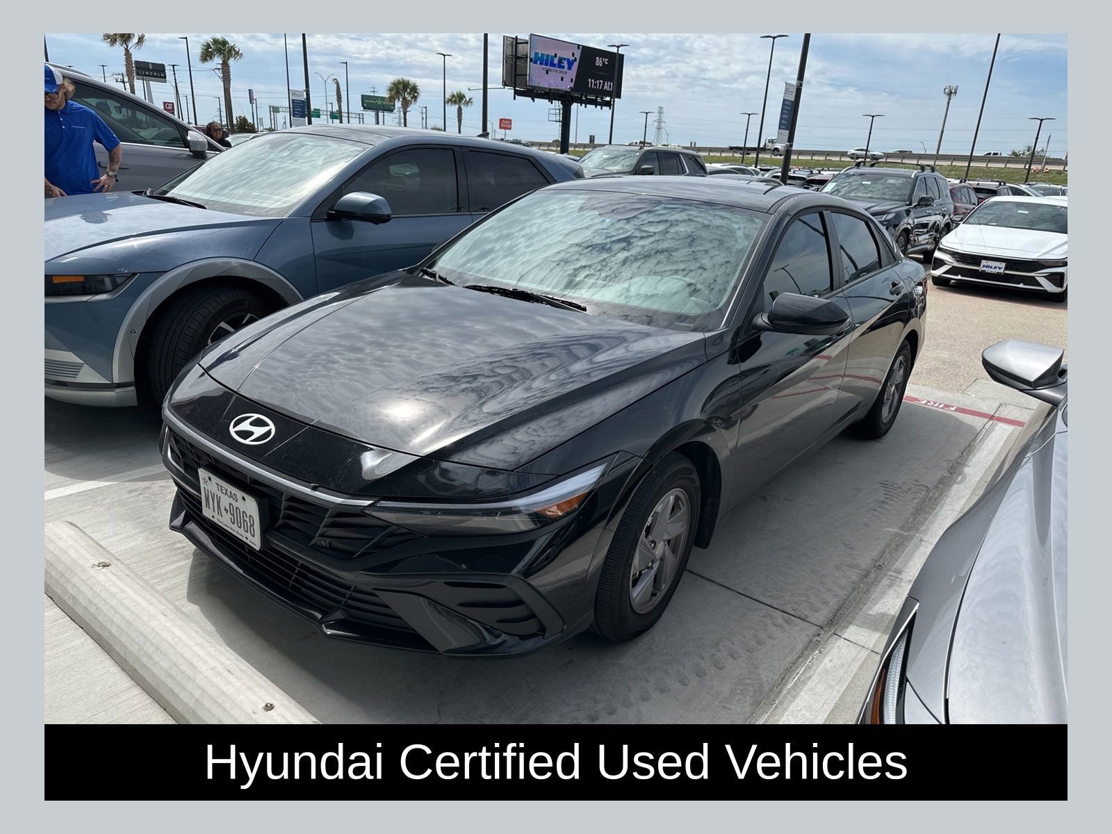 Used 2025 Hyundai Elantra SE