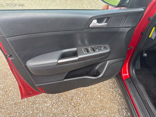 Used 2021 Kia Sportage LX FWD image 17