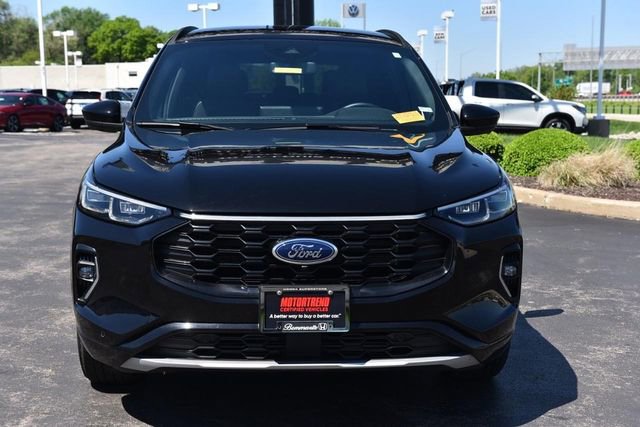 Used 2023 Ford Escape ST-Line Elite image 4