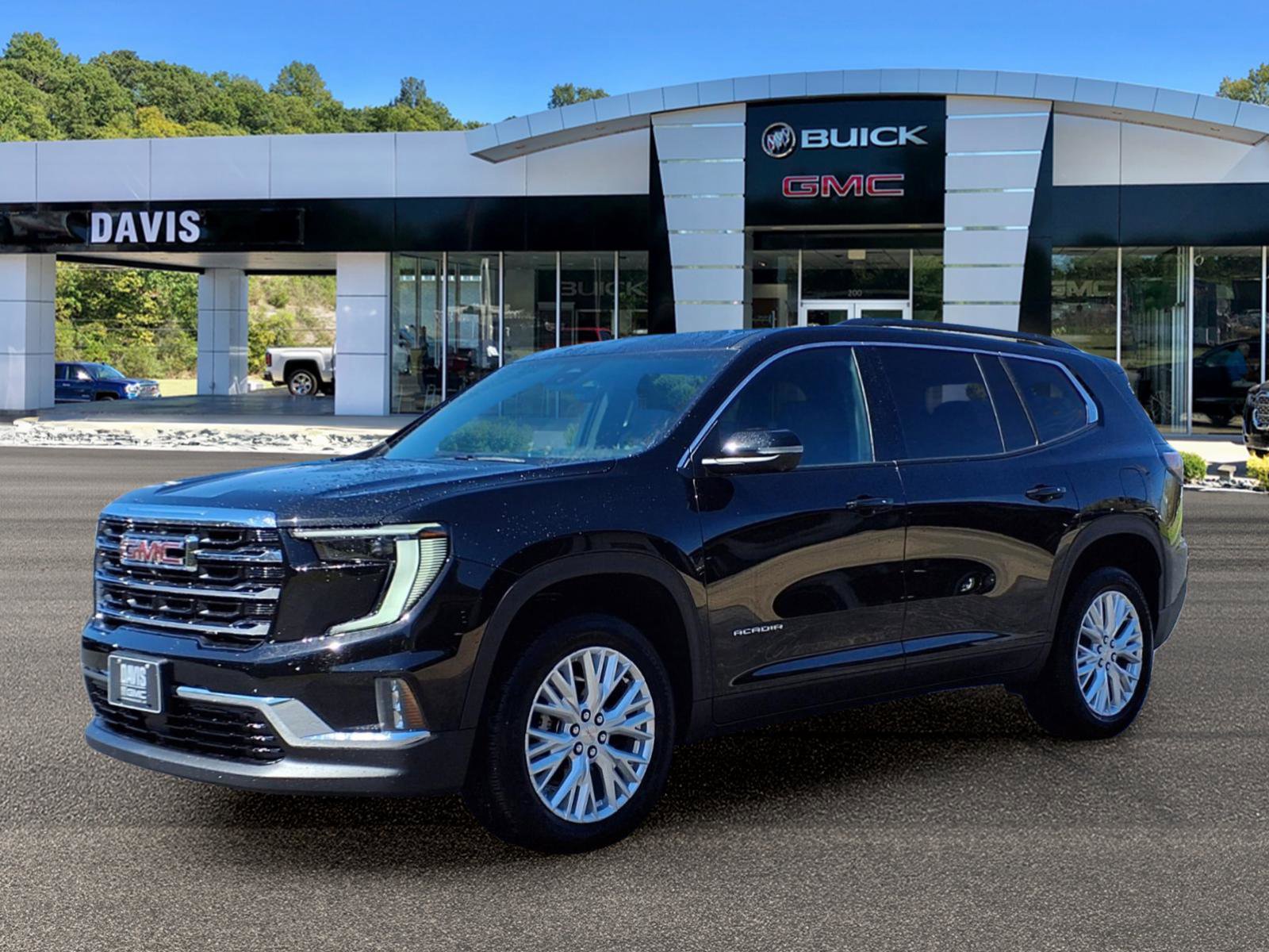 Used 2026 GMC Acadia Elevation w/ Elevation Premium Package FWD image 2