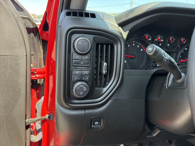 Used 2025 Chevrolet Silverado 2500 Custom w/ Custom Convenience Package AWD/4WD image 18