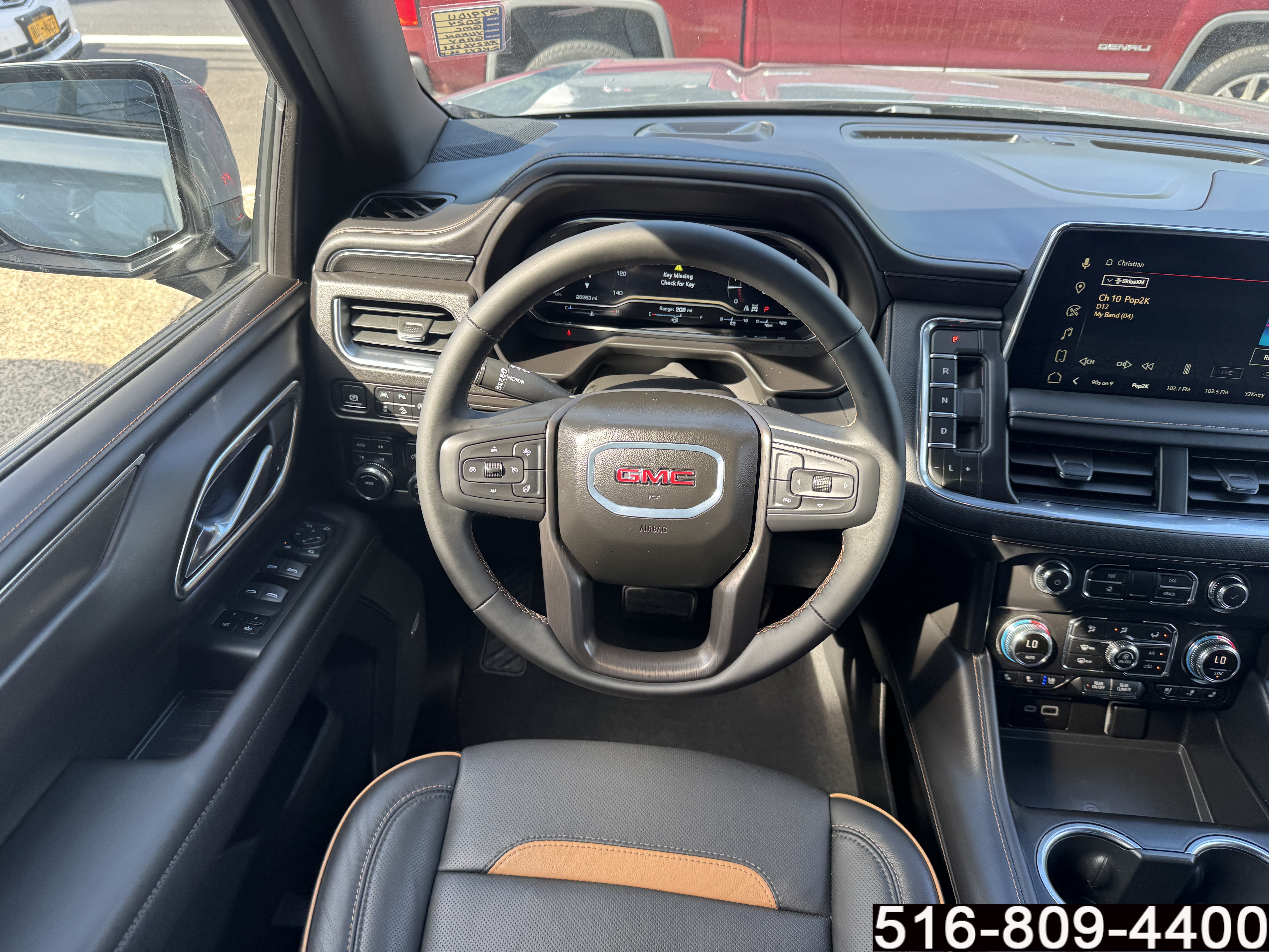Used 2024 GMC Yukon AT4 AWD/4WD image 13