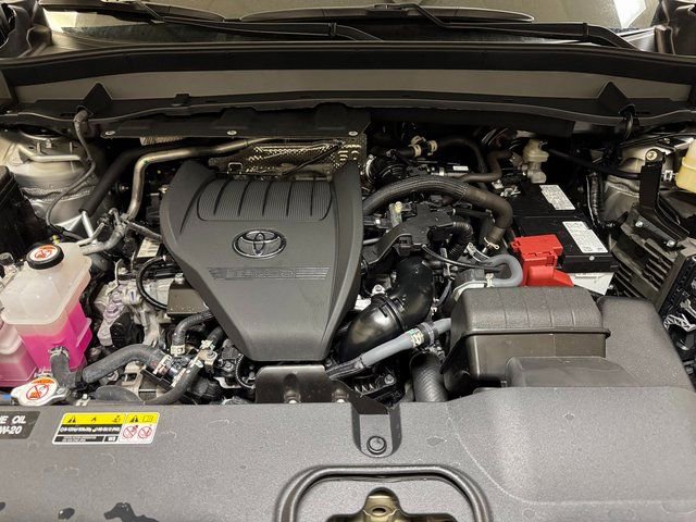 Used 2025 Toyota Grand Highlander AWD image 26