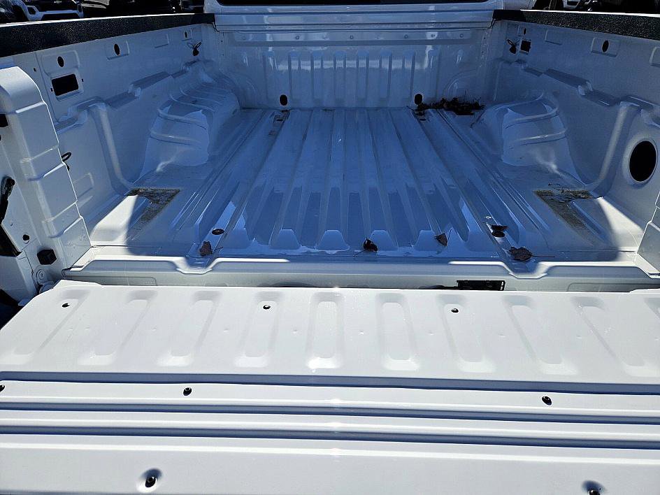 New 2026 Nissan Frontier S image 12