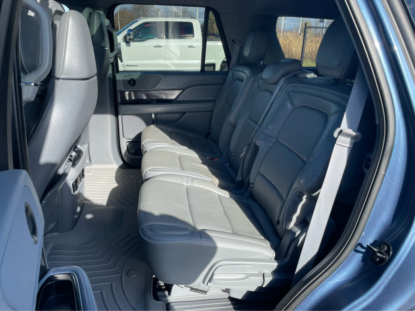 Used 2018 Lincoln Navigator Reserve w/ Technology Package image 35