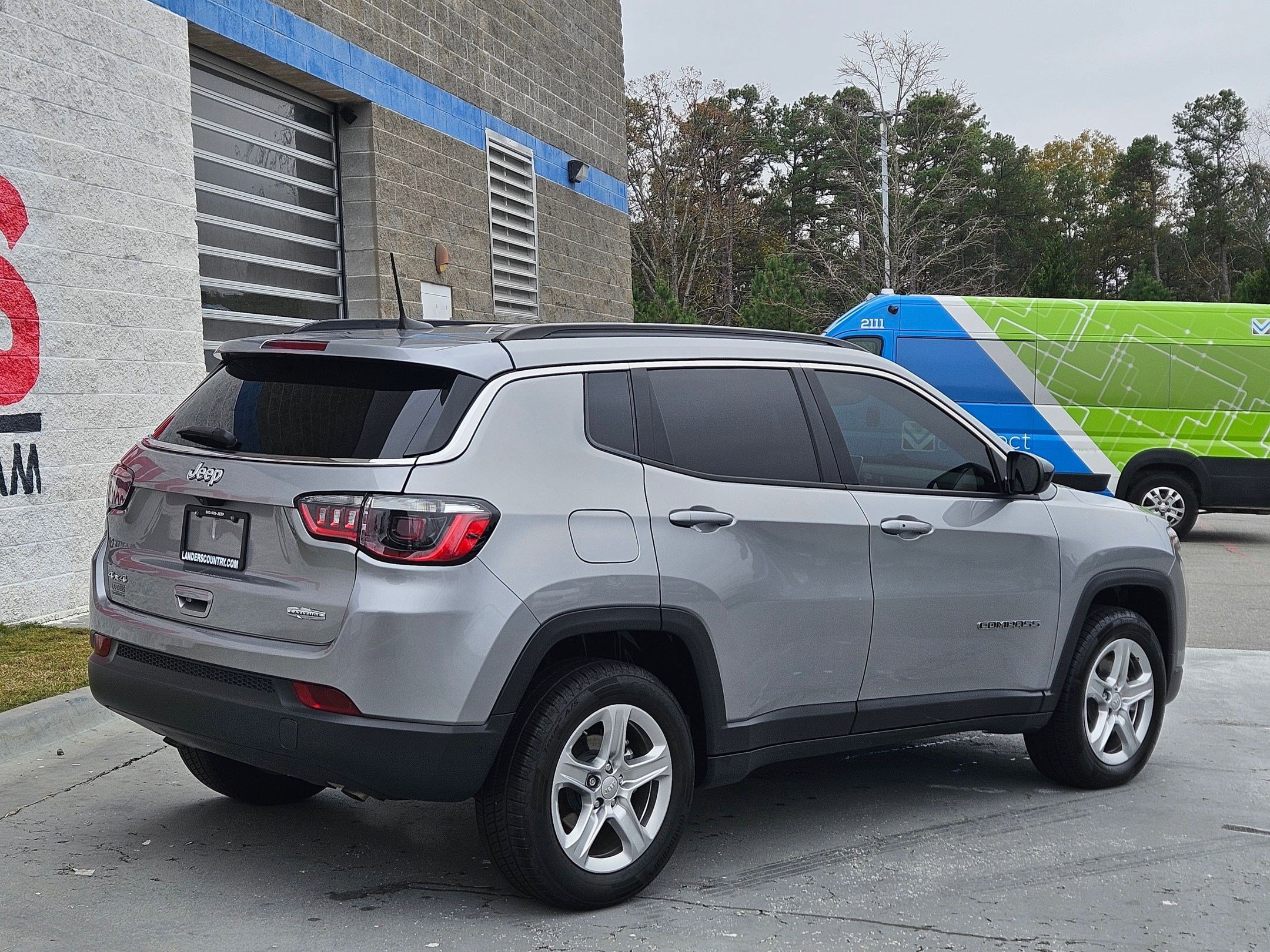 Used 2023 Jeep Compass Latitude w/ Convenience Group image 7