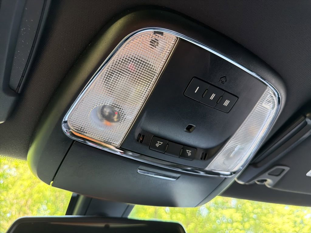 Used 2023 Dodge Charger R/T w/ Plus Group RWD image 30
