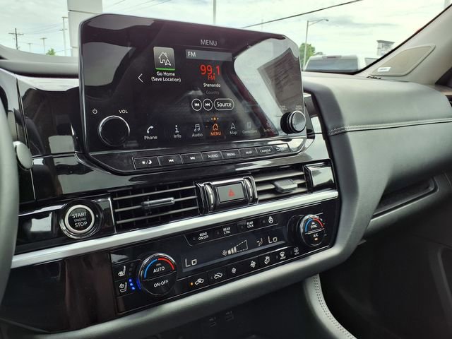 Used 2024 Nissan Pathfinder Platinum w/ Cargo Package FWD image 28