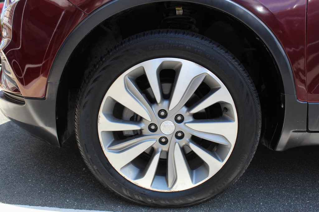 Used 2019 Buick Encore Preferred AWD/4WD image 28