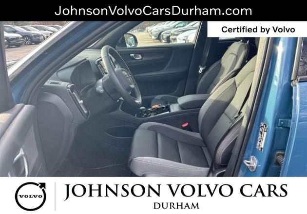 Certified 2024 Volvo XC40 Recharge Core RWD image 8