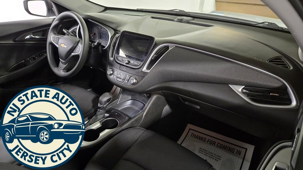 Used 2023 Chevrolet Malibu LS image 29