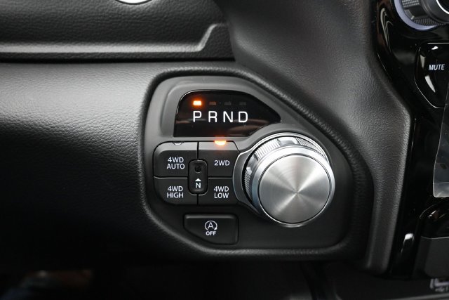 New 2027 RAM 1500 Laramie w/ Night Edition AWD/4WD image 10