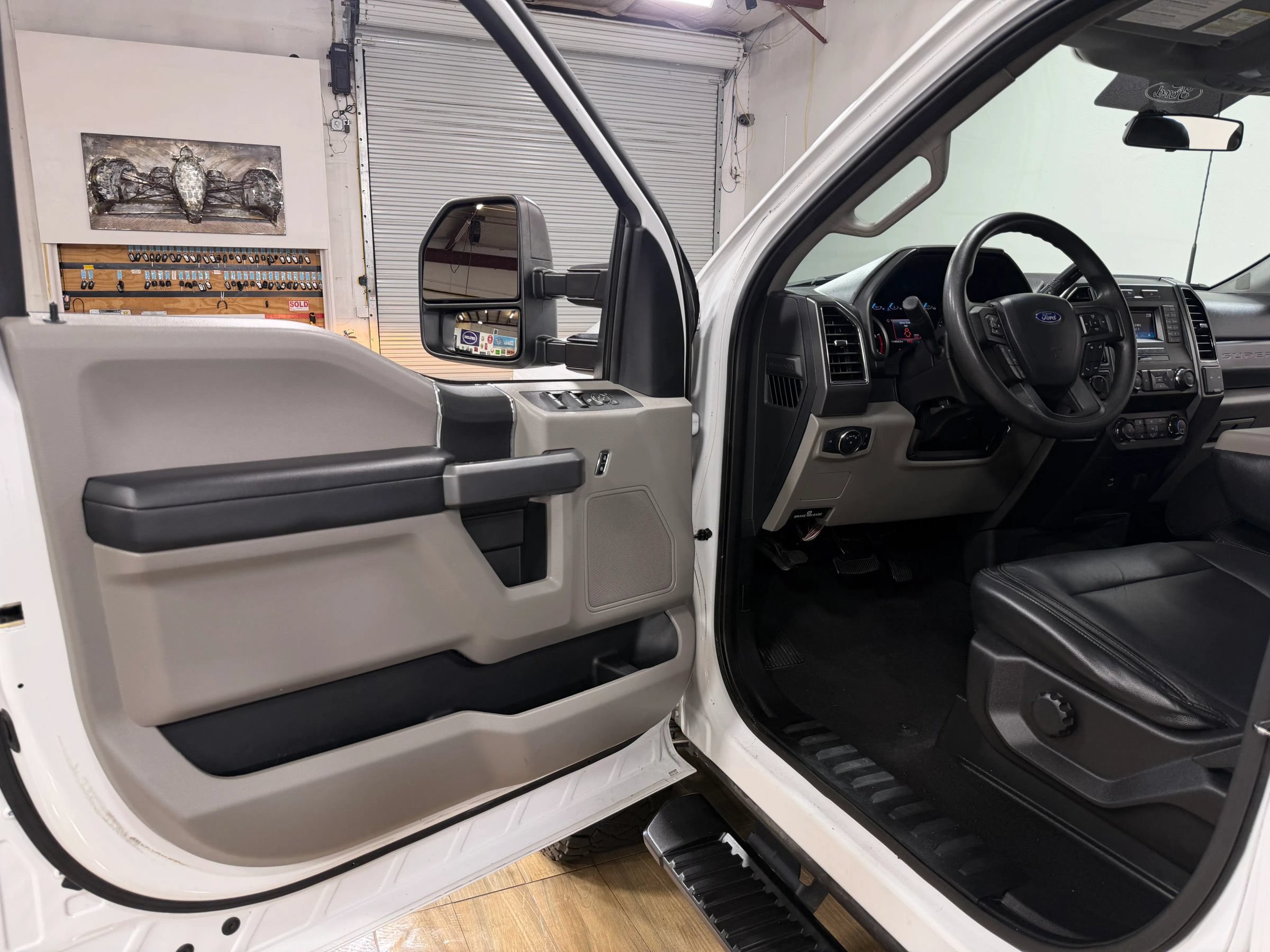 Used 2019 Ford F250 XLT AWD/4WD image 12