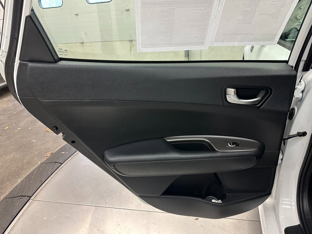 Used 2020 Kia Optima LX image 20