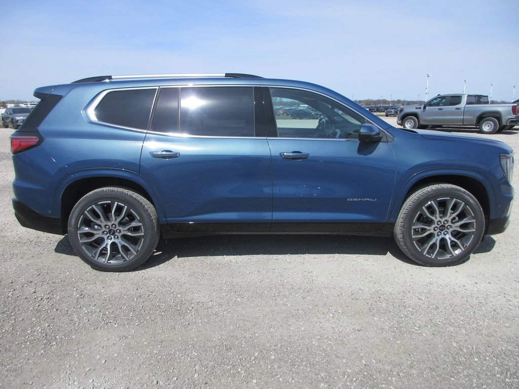 New 2026 GMC Acadia Denali Ultimate image 3