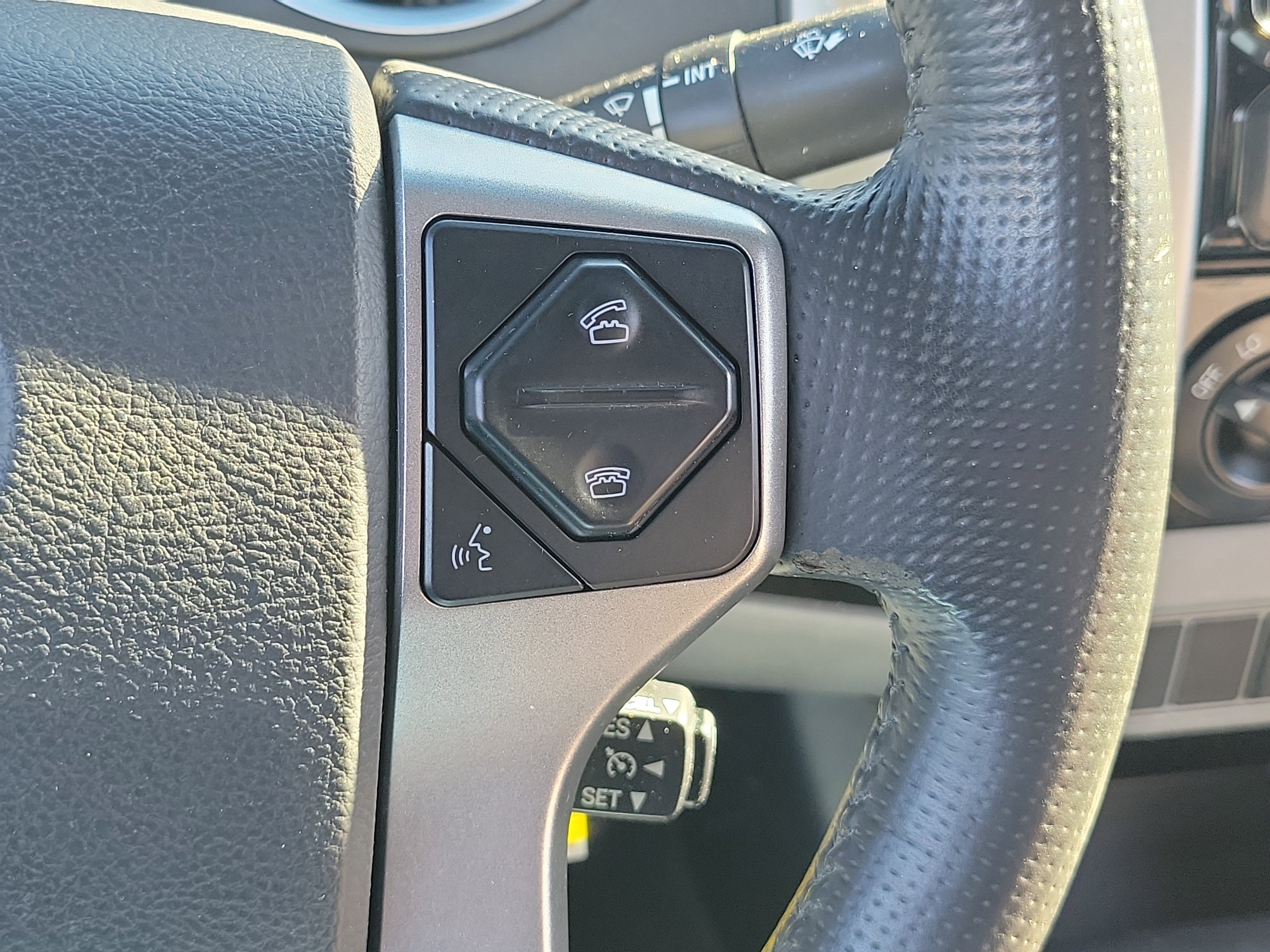 Used 2014 Toyota Tacoma PreRunner image 27