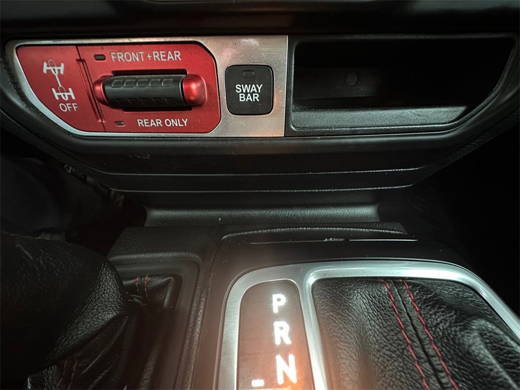 Used 2018 Jeep Wrangler Unlimited Rubicon image 27