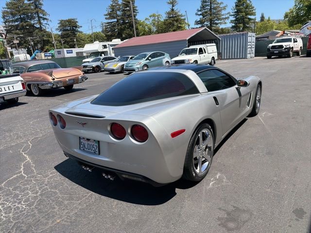 Used 2005 Chevrolet Corvette Coupe w/ Preferred Equipment Group RWD image 8