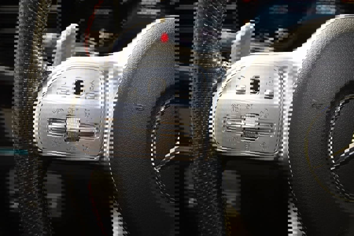 Used 2022 Mercedes-Benz GLE 53 AMG 4MATIC w/ 3rd Row Seat Package image 49