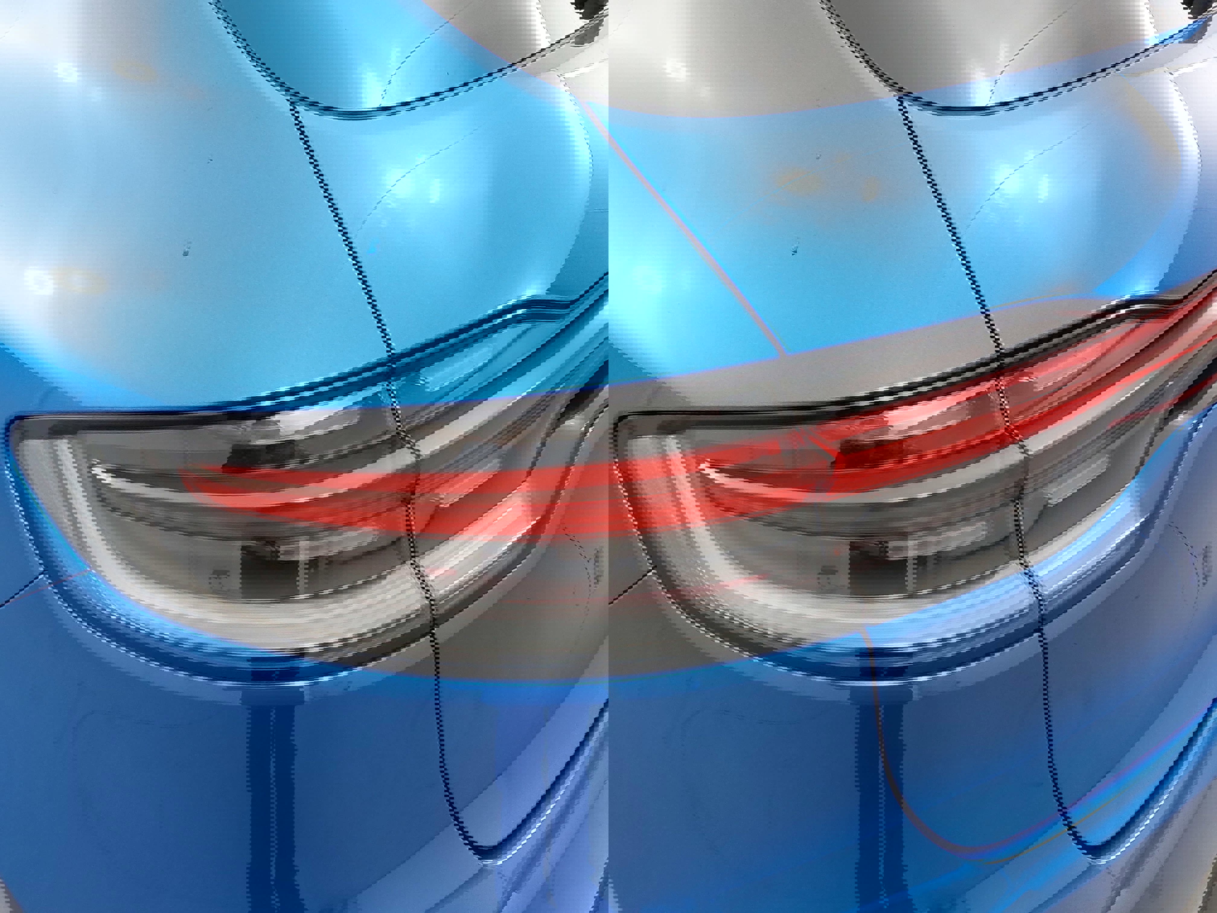 Used 2020 Porsche Macan image 36