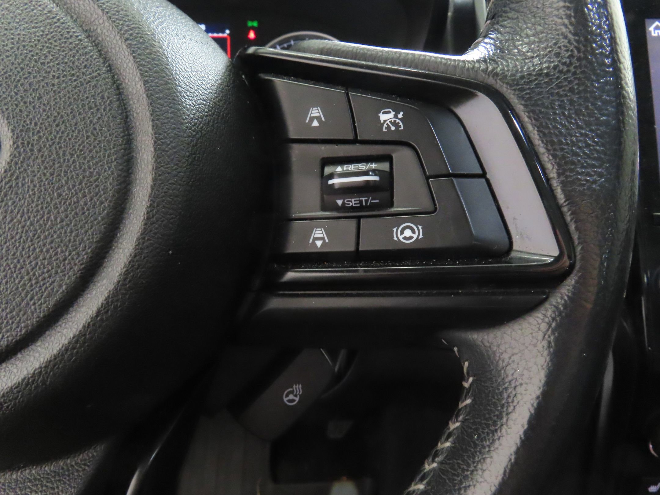 Used 2022 Subaru Ascent Onyx Edition AWD/4WD image 15