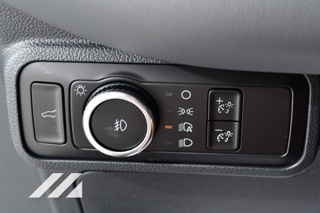 New 2025 Ford Explorer Active w/ Active Comfort Package image 32