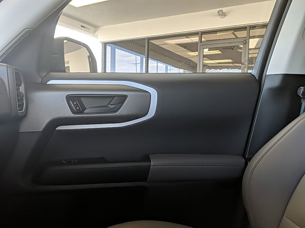 Used 2025 Ford Bronco Sport Badlands image 22