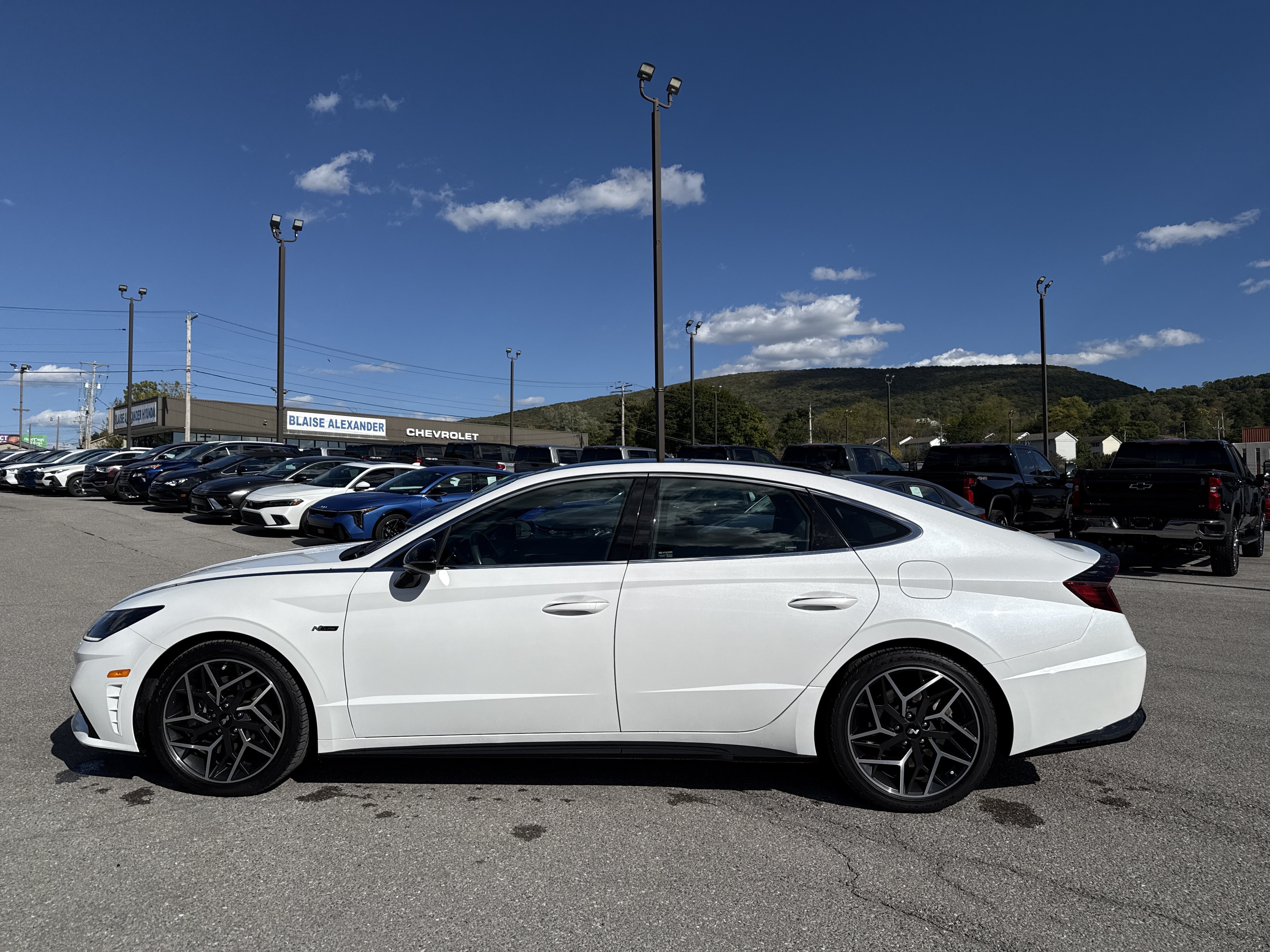 Used 2022 Hyundai Sonata N Line FWD image 7