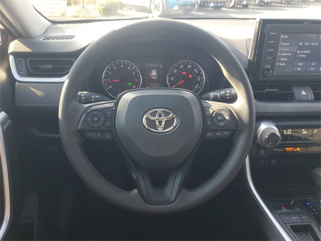 Used 2019 Toyota RAV4 XLE image 10