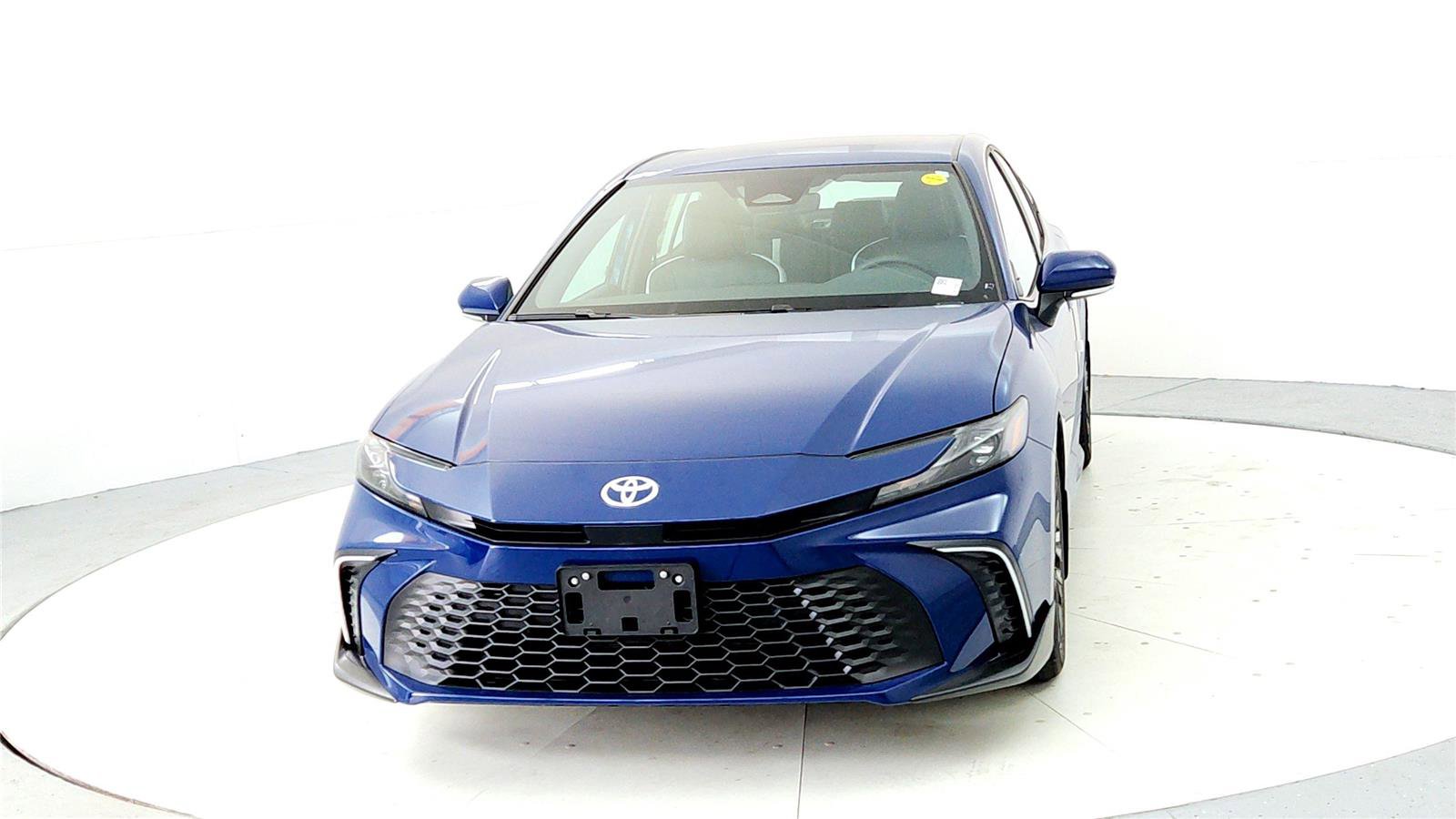 New 2026 Toyota Camry SE image 8