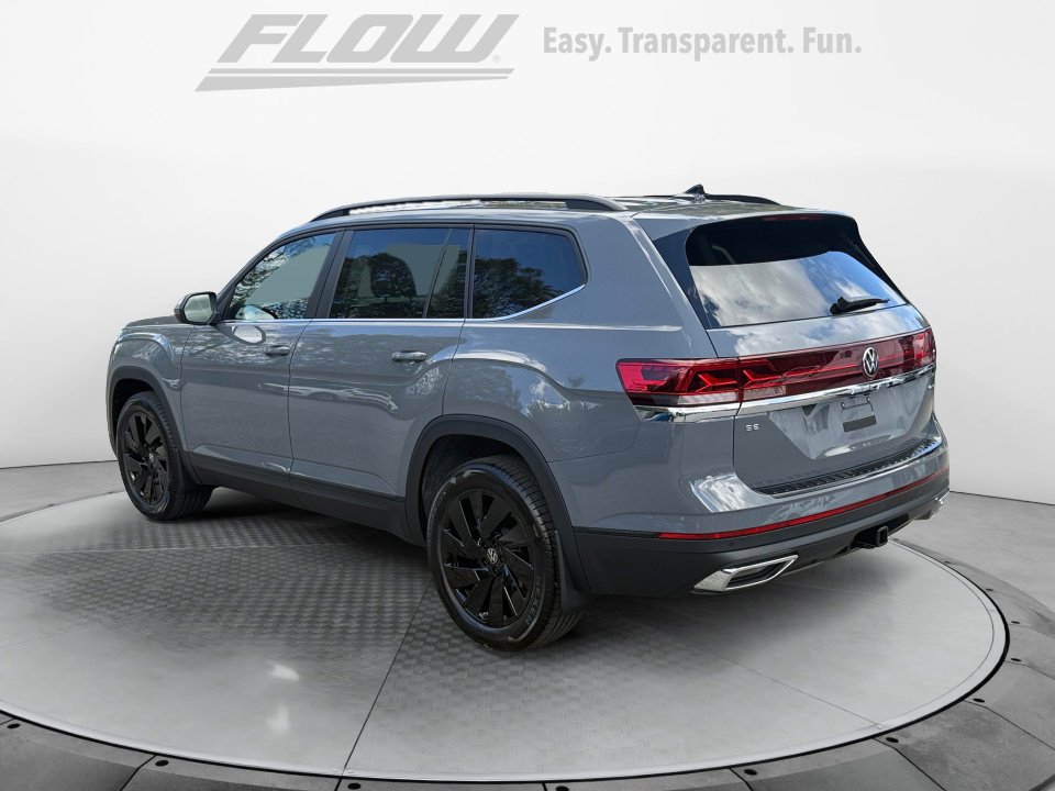 New 2026 Volkswagen Atlas SE image 5