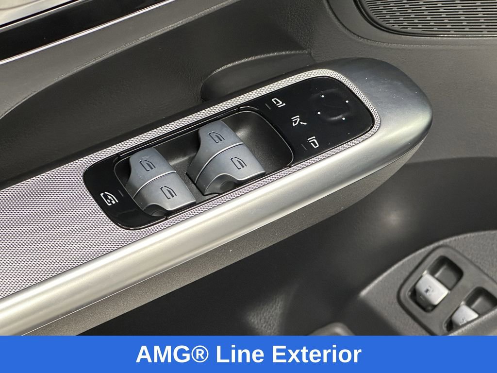 Certified 2025 Mercedes-Benz GLC 350e 4MATIC image 11
