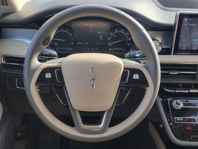 Used 2022 Lincoln Corsair AWD w/ Equipment Group 101A image 26