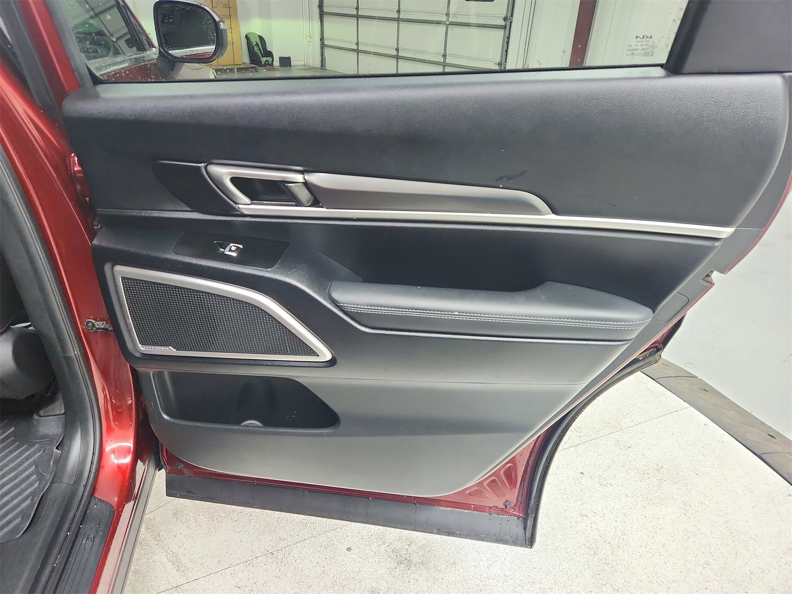 Used 2024 Kia Telluride S w/ S Sunroof Package image 43